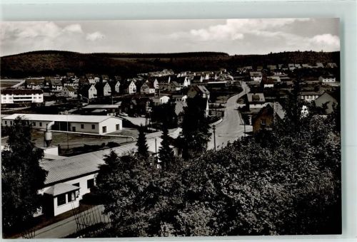 Burbach Rückseite mit Abschürfungen und Kleberesten Steinhardtsiedlung