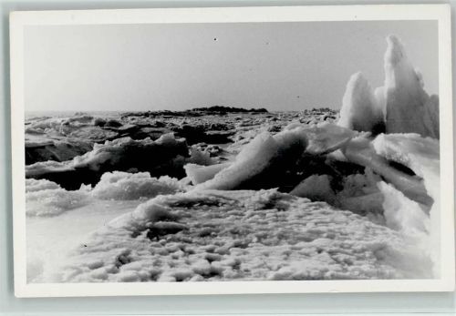 Dunsum Eisschollen im Meer