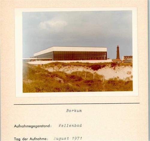 Borkum Wellenbad Außenaufnahme Leuchtturm Foto montiert auf Karton