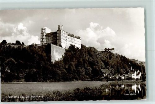Eichstätt Wilibaldsburg Rückseite mit Abschürfungen bzw Kleberesten