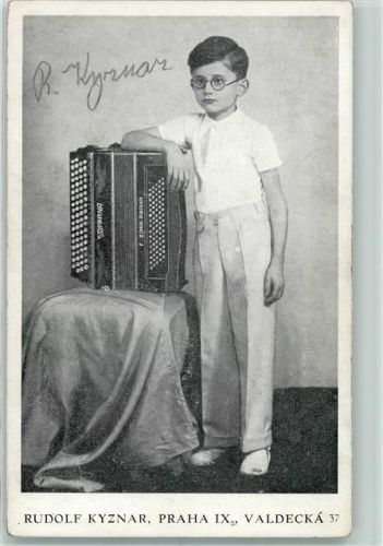Prag Rudolf Kyznar Kind Akkordeonspieler