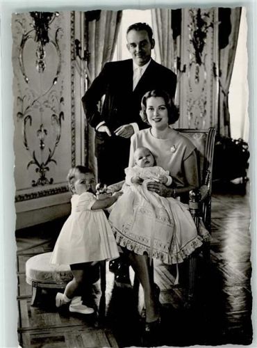 Monaco Le Prince Rainer III La Princesse Grace Le Prince Albert La Princesse Caroline