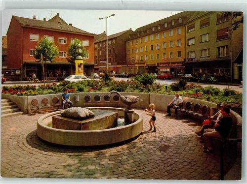 Mannheim Pilwe Brunnen mit Marktplatz