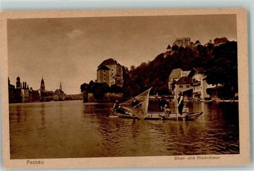 Passau Ober- und Niederhaus Fischer mit Boot