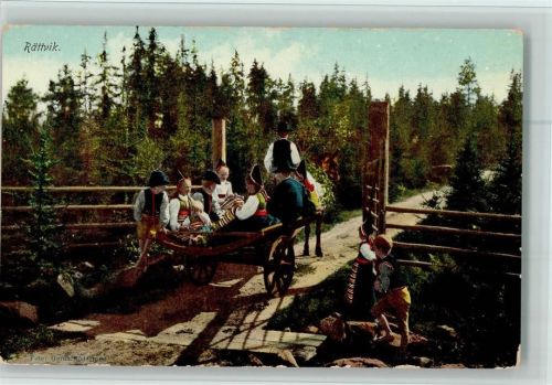 Eliassons Verlag 2268 , Kutsche mit Kindern in Trachten AK
