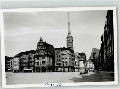 Neisse Nysa FOTO KEINE AK Kämmereigebäude mit Rathausturm Litfaßsäule