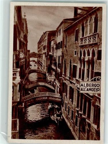 Venezia Albergo Ristorante All´Angelo Canale del Ponte dei Sospiri visto dall´albergo