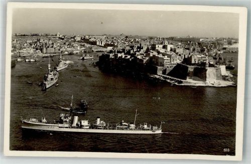 Valletta Hafen Kriegsschiff