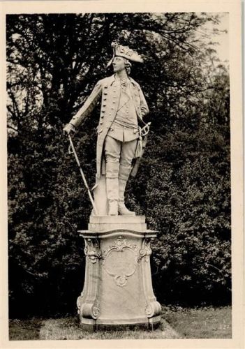 Denkmal in Potsdam Adel Friedrich der Große