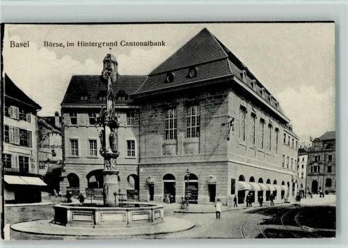 Basel im Hintergrund Cantonalbank Fischmarktbrunnen
