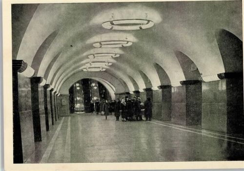 St. Petersburg Petrograd 1960 - The Lenin ungerground - U-Bahn, Lenin-Square Station