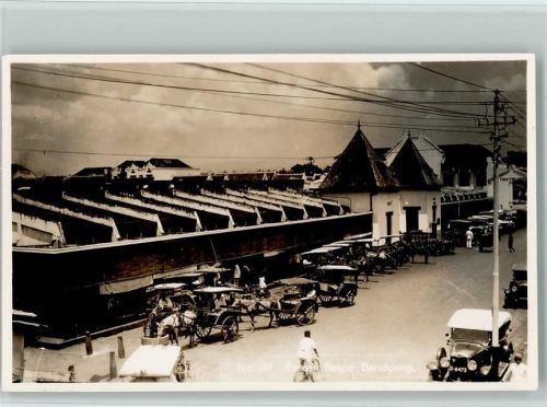 Bandung Ortsansicht Pferdekutschen