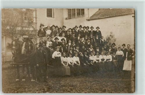 Pfarrkirchen Gruppenphoto Pferdefuhrwerk