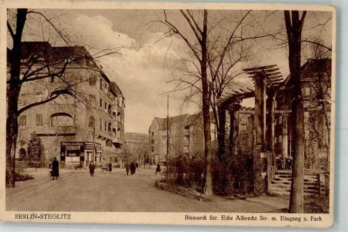 Steglitz Bismarck Straße Ecke Albrecht Straße Parkeingang Cafe