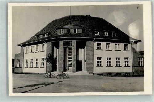 Freystadt Behörden-Gebäude Fahrräder Ort lt. Fotograf