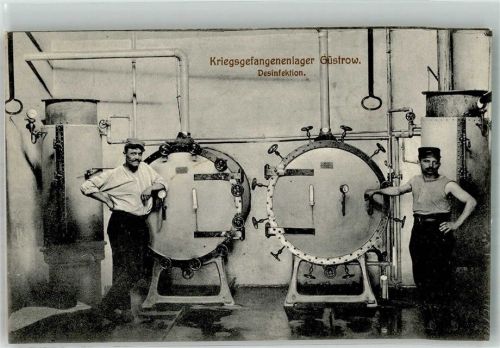 18273 O2600 Güstrow 1915 Foto AK WK I Kriegsgefangenenlager Güstrow Desinfektion Lagerarbeiter