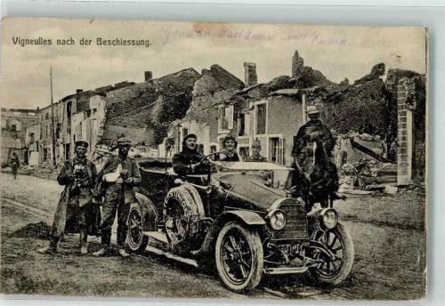 Vigneulles Nach der Beschiessung Oldtimer Solfaten Trümmer