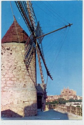 um 1980/90 Palam de Mallorca, Windmühle (windmill) und Kathedrale (cathedral), Spanien (Spain).,Proacolor