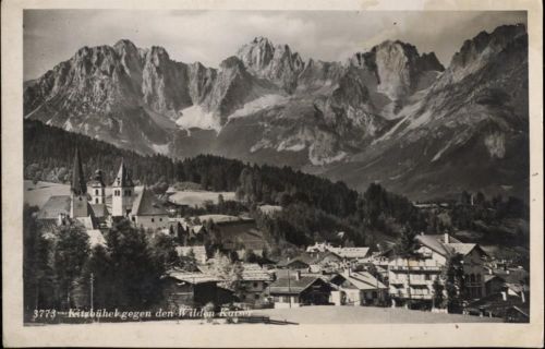 um 1930/40 Kitzbühel gegen den Wilden Kaiser, Ansicht (view), Echt Foto (real photo), Österreich,Sepp Ritzer & Therese Agnes Kofler