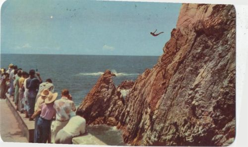 1953 Acapulco, Mexiko, Felsensprung ins Meer, Klippenspringer, Felsen