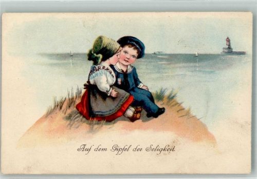 1919 Junge im Martrosenanzug mit seinem Mädel in Tracht auf einer Düne Leuchtturm WSSB No. 5133