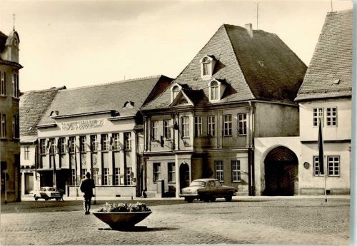 Köthen Marktplatz Klubhaus der Werktätigen Kreiskulturhaus Auto Mann