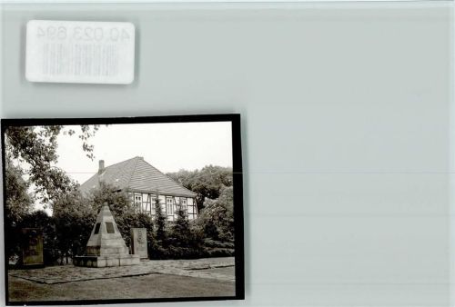 31311 W3165 Hänigsen FOTO KEINE AK Kriegerdenkmal