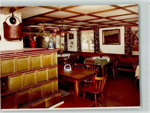 87480 W8961 Weitnau FOTO KEINE AK Gasthaus Krone Innenaufnahme Kachelofen