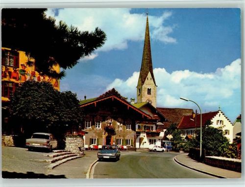 Garmisch-Partenkirchen Obb. Lüftlmalerei und Alte Martinskirche in der Fürstenstraße AKU2