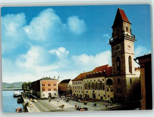 Passau Rathaus mit Ratskeller