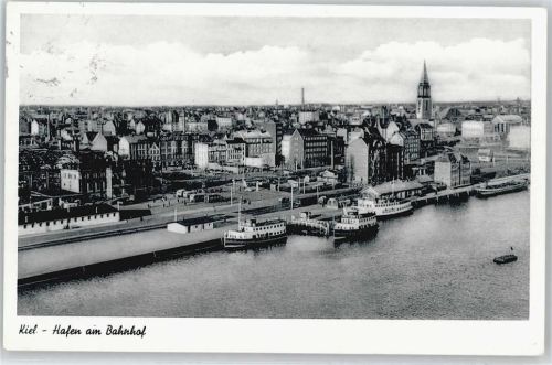 Kiel Hafen am Bahnhof