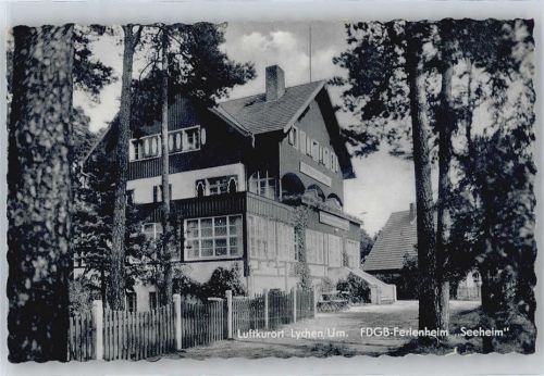 Lychen Ferienheim Zaun Baum Balkon