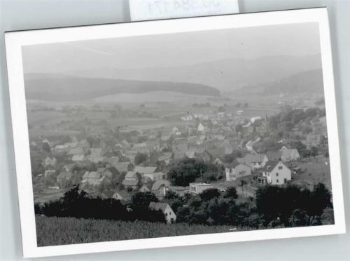 Niedershausen Foto Haus Baum Feld