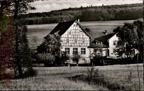 Winterkasten Gasthaus Pension zum Raupenstein