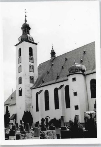 Oestrich-Winkel Foto Kirche Grabstein Uhr