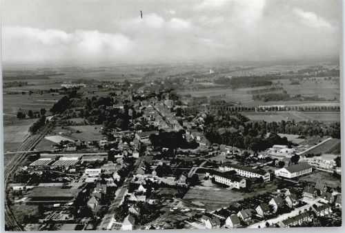Dannenberg Fliegeraufnahme Gesamtansicht Haus Baum Feld