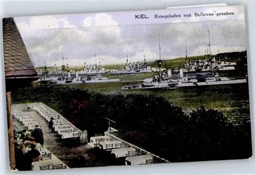 Kiel Blick von Restaurant Bellevue auf Kriegshafen