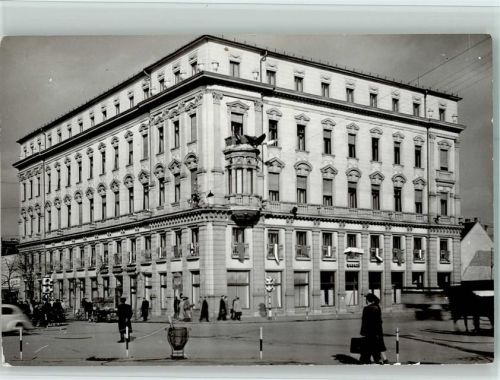 Raab Hotel Vörös Csillag