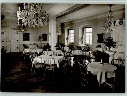 Schönberg Knappschafts-Vorsogeheim Schloß Schönberg Innenaufnahme Speisesaal Kronleuchter