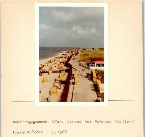 Cuxhaven Cuxhaven Döse Strand bei Behrens Foto montiert auf Karton