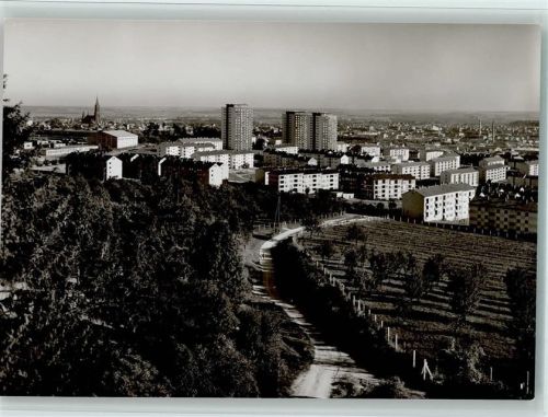 Ulm Eselsbergsiedlung Hochhäuser