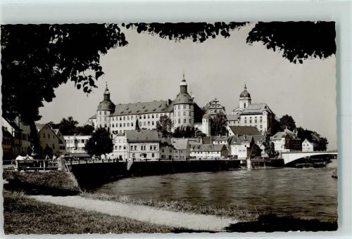 Neuburg Blick zum Schloss