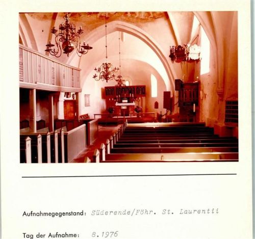 Süderende St. Laurentii-Kirche Innenaufnahme Blick zum Altar Kirchen, Grabsteine, etc. Foto montiert auf Karton