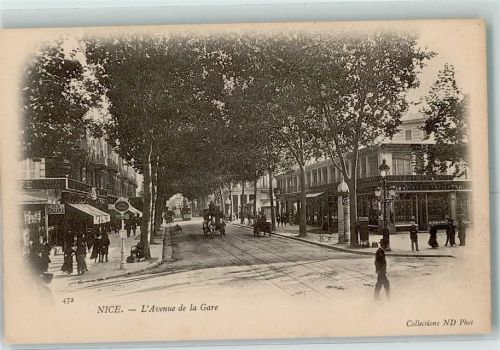 Nice Avenue de la Gare Litfaßsäule Straßenbahn