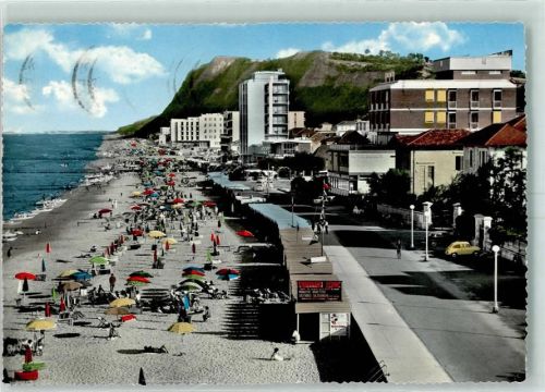 61100 Pesaro - La spiaggia Strand