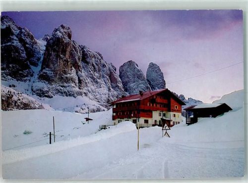 Corvara Berghaus Frara Sella Gruppe Grödnerjoch Winter