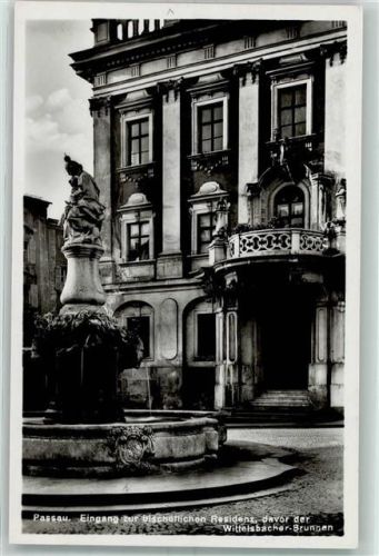 Passau Bischöfliche Residenz Eingang Wittelsbacher Brunnen