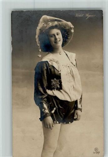 Violet Wagner