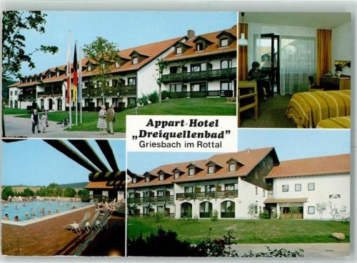 Griesbach Apart-Hotel Dreiquellenbad Fahne Zimmer Bett Blumenstrauß Schwimmbad