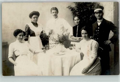 Waldkirch 1913 Gruppenfoto Gedeckter Tisch Ort lt. Stempel